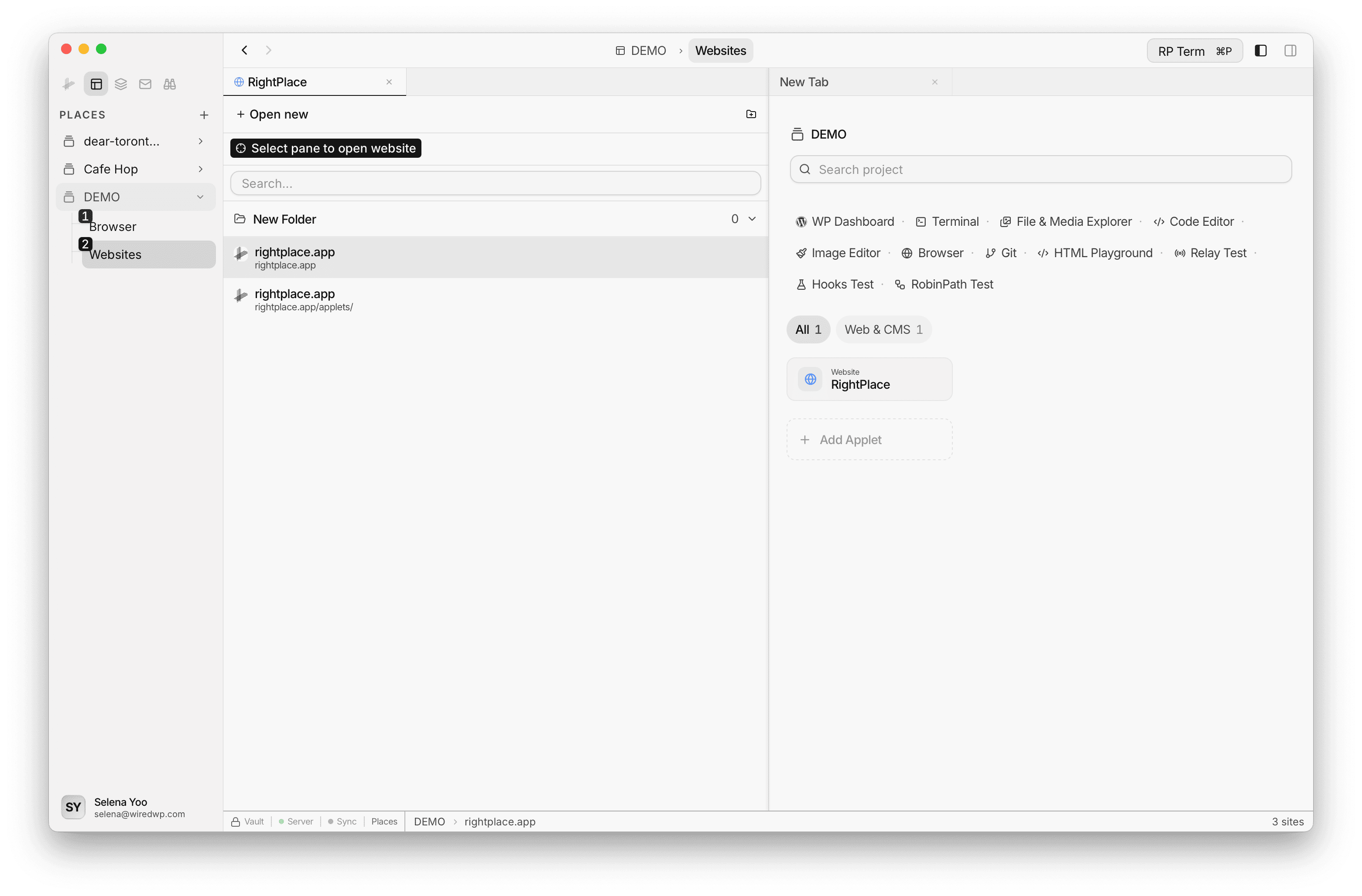 Website in Places mode with the bookmark sidebar showing two bookmarks, a pane selector banner, and the project view open in the right pane